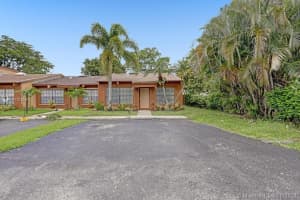 7477 NW 33rd St, Lauderhill, FL 33319, Sold 10/04/21