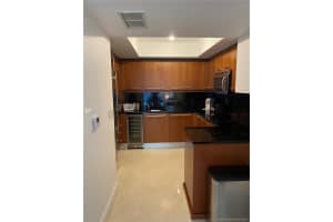 1331 Brickell Bay Dr #1402, Miami, FL 33131, Sold 01/24/22