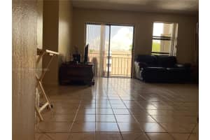 8425 NW 8th St, Miami, FL 33126, Sold 03/14/22