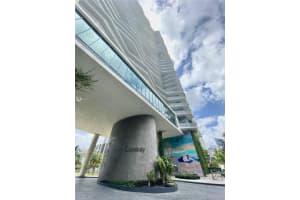 460 NE 28th St, Miami, FL 33137, Sold 01/06/22