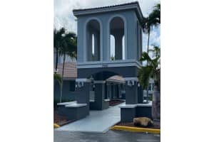 7180 NW 179th St, Hialeah, FL 33015, Sold 09/08/21