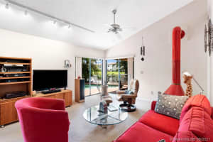 250 SW 113th Terrace, Pembroke Pines, FL 33025, Sold 09/10/21