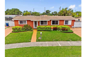 7910 NW 179th St, Hialeah, FL 33015, Sold 10/15/21