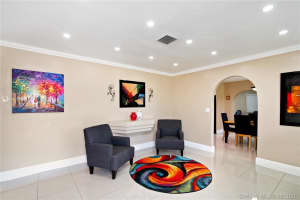 7910 NW 179th St, Hialeah, FL 33015, Sold 10/15/21