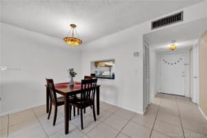 9360 Fontainebleau Blvd, Miami, FL 33172, Sold 09/14/21