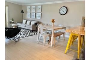 110 S Shore Dr #6d, Miami Beach, FL 33141, Sold 10/21/21