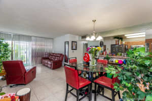 8895 Fontainebleau Blvd, Doral, FL 33172, Sold 02/15/22