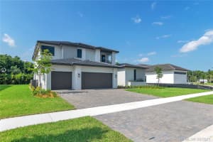 10641 SW 53rd St, Cooper City, FL 33328, Sold 08/27/21