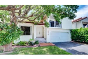 10718 SW 117th Pl, Miami, FL 33186, Sold 12/20/21