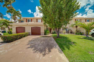 7461 SW 163rd Pl, Miami, FL 33193, Sold 09/10/21