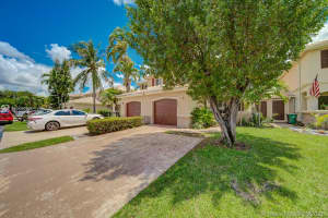 7461 SW 163rd Pl, Miami, FL 33193, Sold 09/10/21