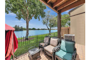 4263 S Pine Island Rd, Davie, FL 33328, Sold 10/08/21