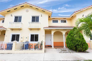 7470 NW 178th Terrace, Hialeah, FL 33015, Sold 09/14/21