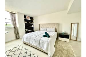 2821 NE 163rd St #5m, Miami, FL 33160, Sold 11/23/21