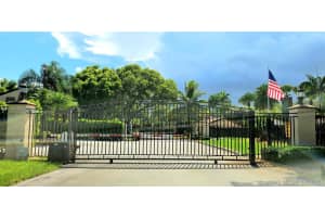 9109 SW 129th Ln, Miami, FL 33176, Sold 10/02/21