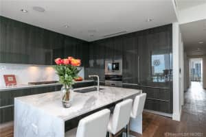 3250 NE 188th St, Aventura, FL 33180, Sold 04/11/22