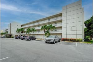 325 SE 11th Terrace, Dania Beach, FL 33004, Sold 09/09/21