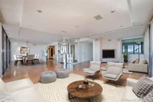 2901 S Bayshore Dr, Miami, FL 33133, Sold 10/15/21