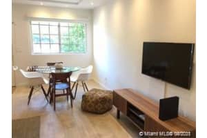 700 16th St, Miami Beach, FL 33139, Sold 11/23/21