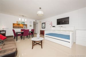 3505 S Ocean Dr, Hollywood, FL 33019, Sold 02/07/22