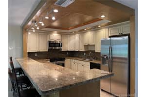 5064 S University Dr, Davie, FL 33328, Sold 09/23/21