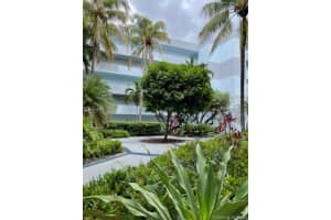 8251 NW 8th St, Miami, FL 33126, Sold 12/21/21