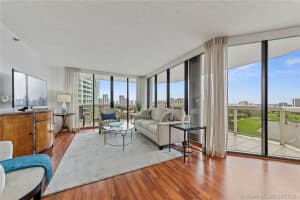 20185 E Country Club Dr, Aventura, FL 33180, Sold 10/15/21