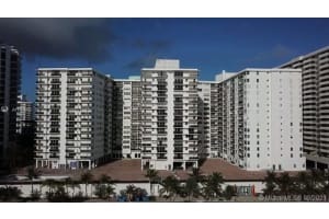 6039 Collins Ave, Miami Beach, FL 33140, Sold 11/16/21