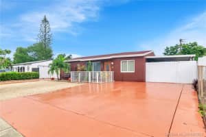 4864 SW 12th St, Fort Lauderdale, FL 33317, Sold 09/02/21