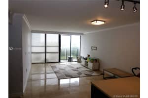 600 NE 36th St, Miami, FL 33137, Sold 10/27/21