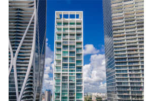1040 Biscayne Blvd, Miami, FL 33132, Sold 01/31/22
