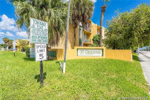 8841 W Flagler St, Miami, FL 33174, Sold 10/29/21