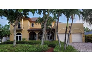 3250 Aqua Vista Dr, Pompano Beach, FL 33062, Sold 12/09/21