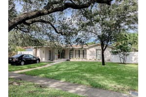205 S 57th Way, Hollywood, FL 33023, Sold 09/03/21