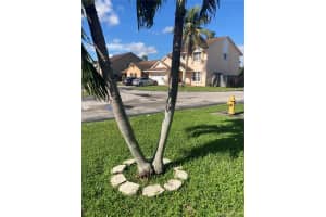 7863 NW 188th Ln, Hialeah, FL 33015, Sold 10/15/21