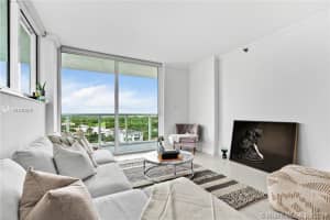 2457 Collins Ave #100, Miami Beach, FL 33140, Sold 01/19/22