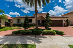 9042 NW 177th Terrace, Hialeah, FL 33018, Sold 11/08/21