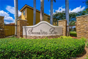 933 SW 153rd Path, Miami, FL 33194, Sold 11/08/21