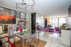 1450 Brickell Bay Dr, Miami, FL 33131, Sold 10/13/21