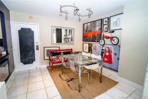 1450 Brickell Bay Dr, Miami, FL 33131, Sold 10/13/21