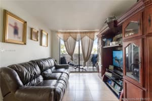 8075 NW 7th St, Miami, FL 33126, Sold 10/22/21