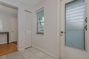 600 NE 14th Ave, Hallandale Beach, FL 33009, Sold 10/26/21