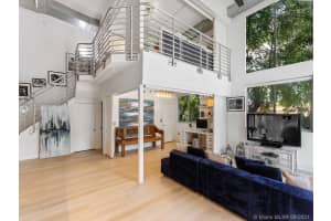 900 4th St, Miami Beach, FL 33139, Sold 10/15/21