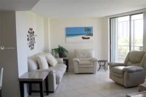 20500 W Country Club Dr, Aventura, FL 33180, Sold 10/27/21