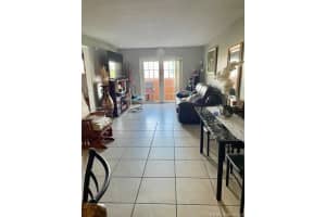 2735 W 52nd St, Hialeah, FL 33016, Sold 11/15/21