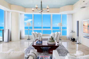 100 South Pointe Dr, Miami Beach, FL 33139, Sold 09/14/21