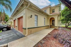 2532 Centergate Dr, Miramar, FL 33025, Sold 09/30/21