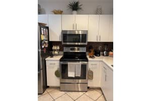 2237 Salerno Cir, Weston, FL 33327, Sold 09/27/21