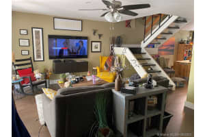 7900 SW 102nd Pl, Miami, FL 33173, Sold 10/08/21