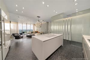 9705 Collins Ave #2505n, Bal Harbour, FL 33154, Sold 05/03/22